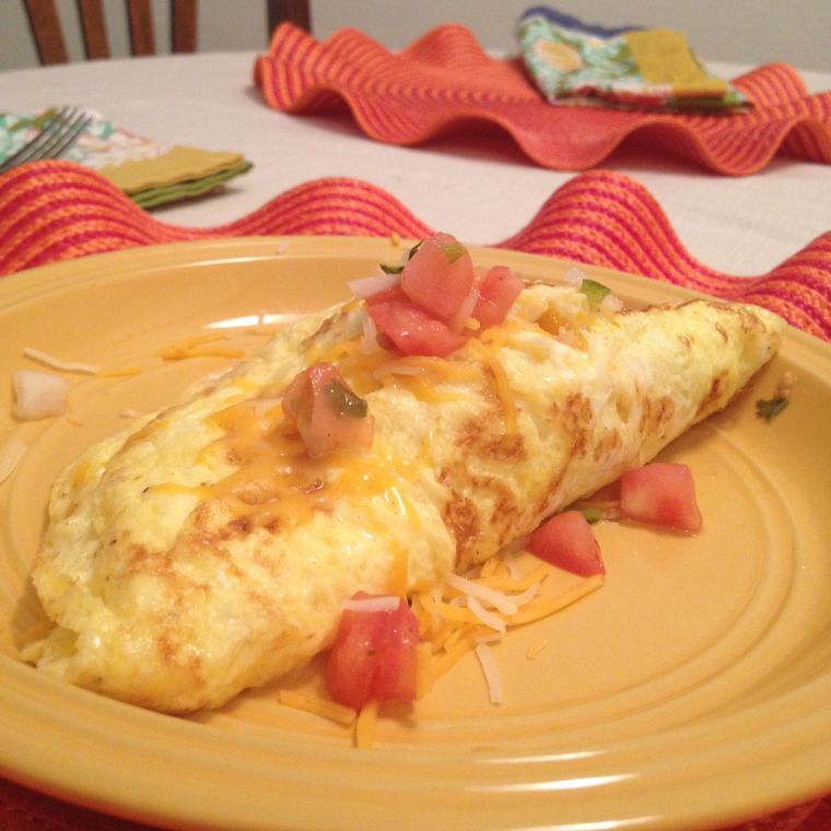 Pico+De+Gallo+and+cheese+are+always+friends+to+the+omelet.%C2%A0