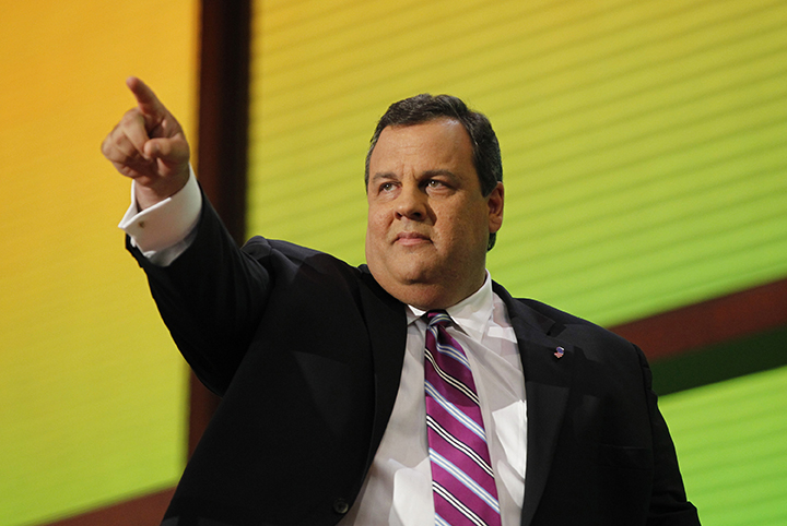 Christie frontrunner for White House, Clinton highest hurdle