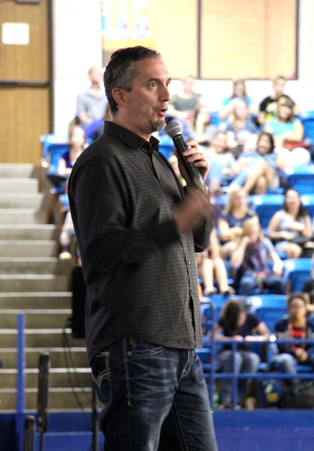 James Dashner, the author of the famous series The Maze Runner, was the main event for the day.