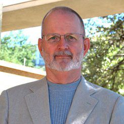 Former longtime St. Edward's University professor Robert Strong died Sept. 21 at the age of 73.