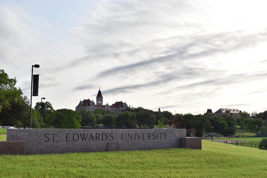 Hilltop+Views+nominates+Amanda+Gonzalez+for+president+of+St.+Edwards+University.