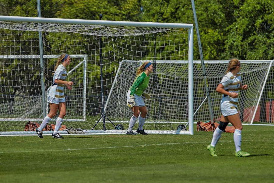 Goalkeeper Annabel Sweeney earns honorable recognitions in same week.