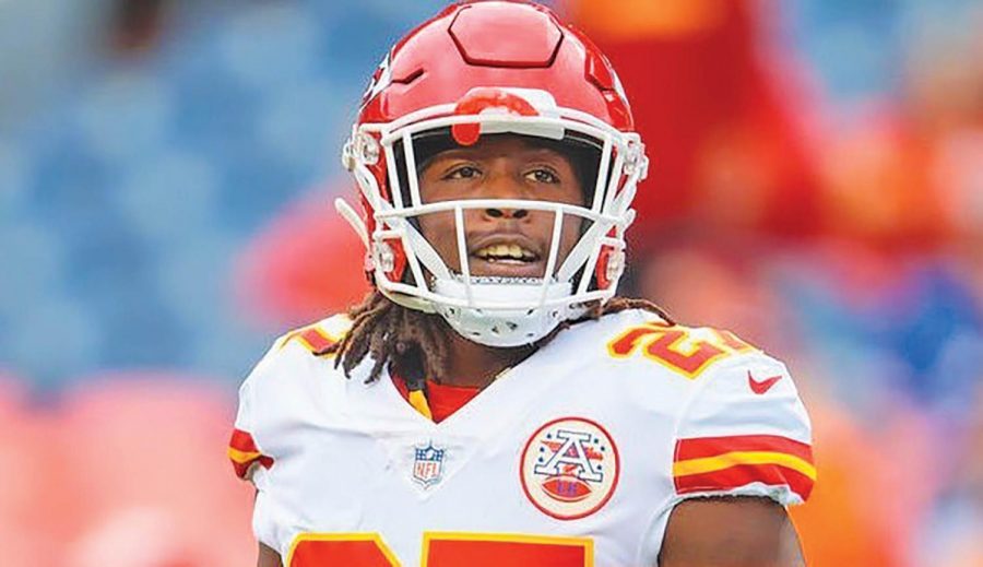The Cleveland Browns are have given Kareem Hunt a controversial second chance to play in the NFL.