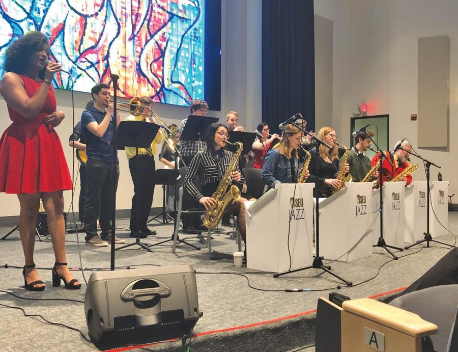 Sierra Bouldin (left) sings with fellow members of the SEU  Steady Band. All three groups will preform again in April in Jones Auditorium. 