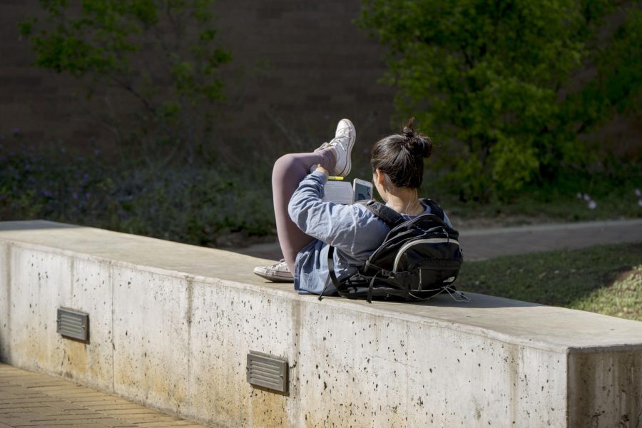 87 percent of college students report feeling overwhelmed by all they had to do the previous year according to the American College Health Association. Students feel especially stressed during midterms after spring break.