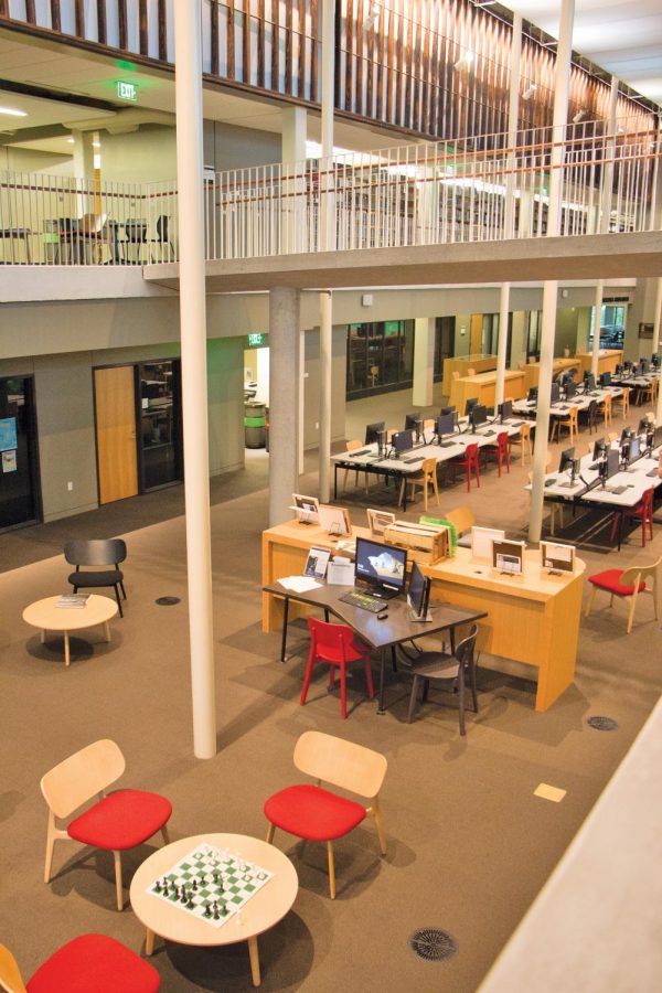 Many students enjoy spending time in the library. However, many believe that a 24 hour library would make them more productive.