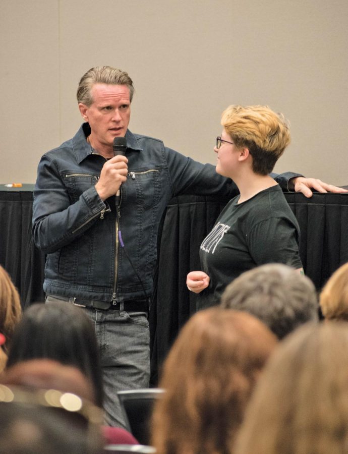 Cary Elwes address fan with question at Wizard World Comic Con 