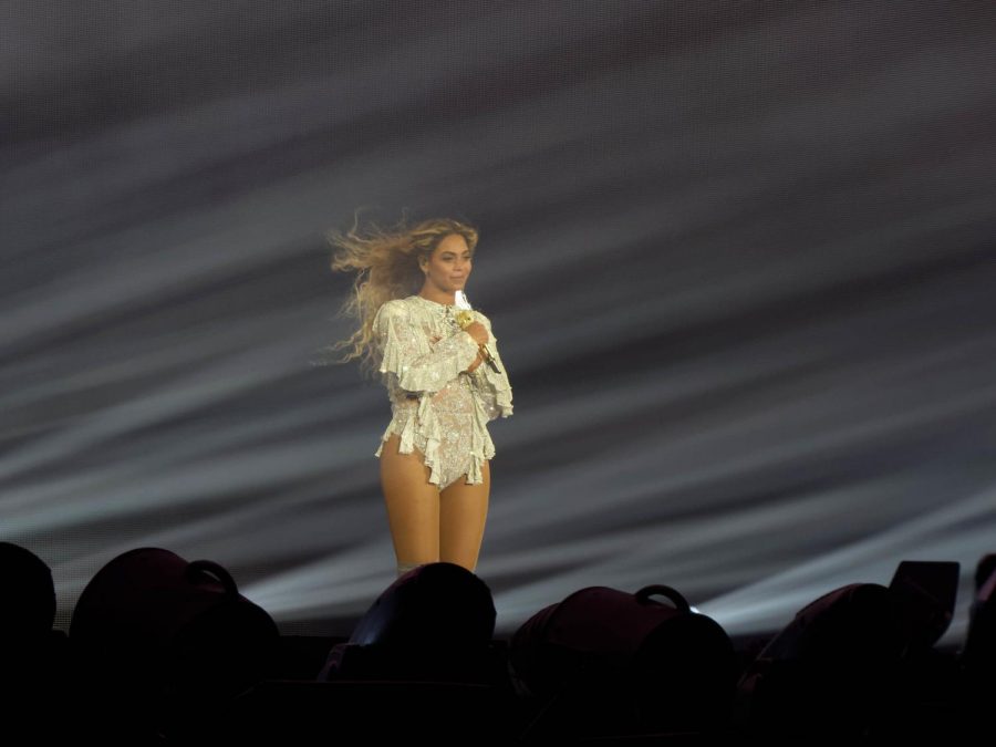 Beyonc%C3%A9+can+be+seen+performing+at+The+Formation+World+Tour+back+in+2016.+This+year%2C+she+turns+39+years+old.+