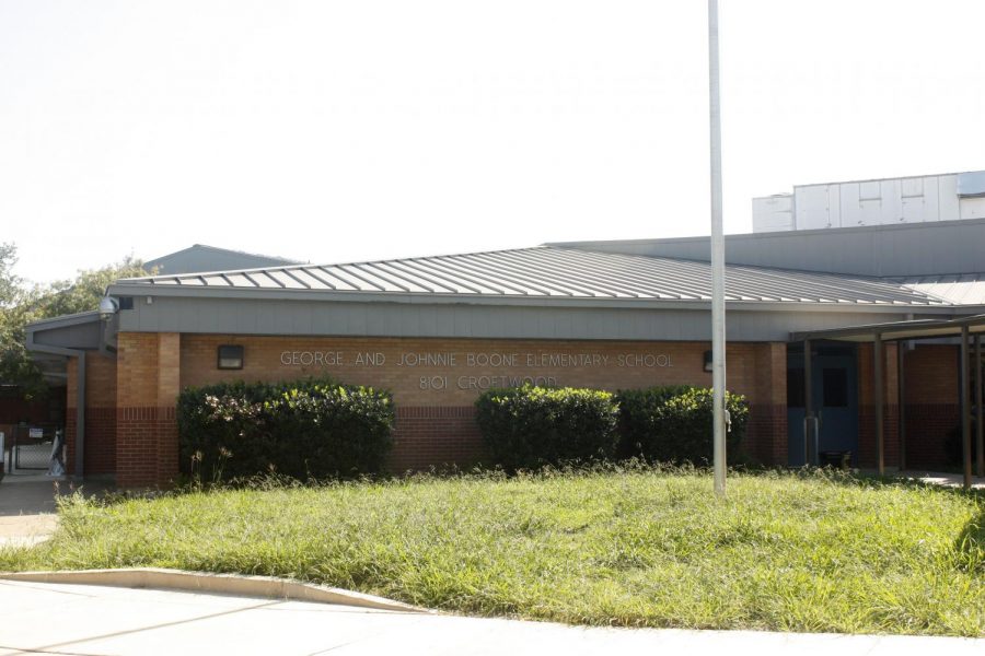 Boone Elementary School returned to in-person classes on Monday, Oct. 5. The school is located on Crawford Dr. in SW Austin.