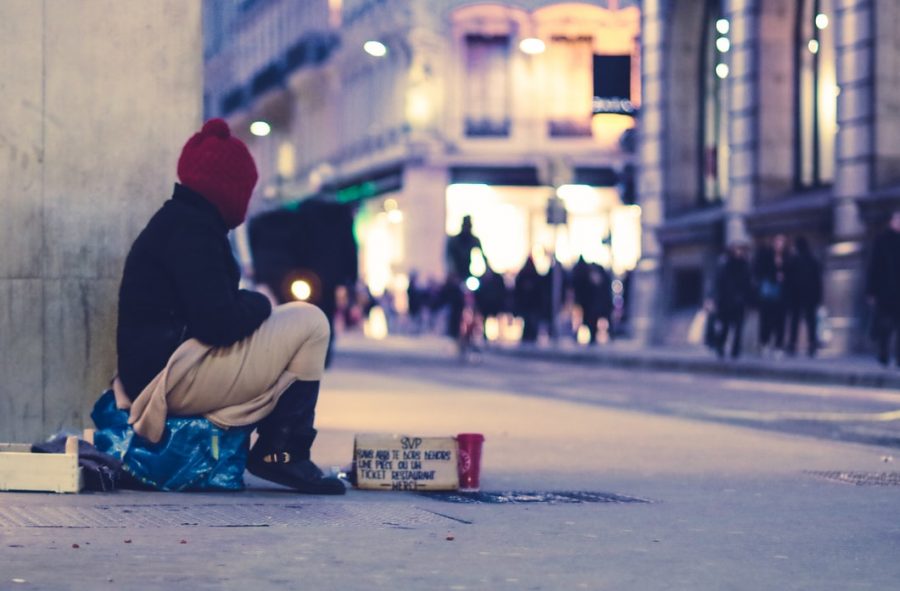 How to safely support those experiencing homelessness this holiday season