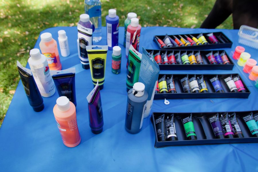 The members of BSA attending the event took great pains to ensure everyone felt welcome and comfortable. They spoke to those passing by the table and encouraged them to participate, and when people arrived to paint they gathered all the necessary materials.