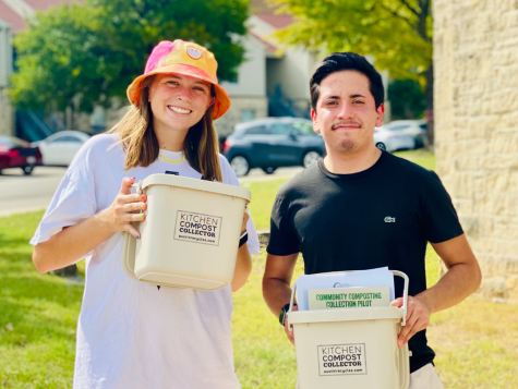 Former SFS member Faith Golz(left) and Tobias (right) handing out compost bins to students. 