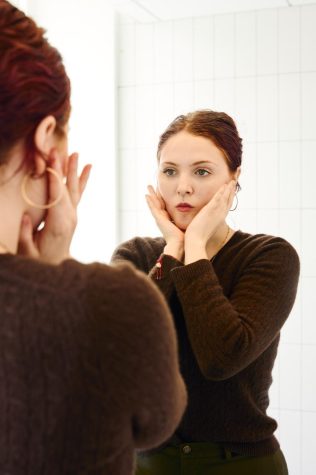 OPINION: Buccal fat removal supports an unhealthy pattern of womens bodies being treated as trends
