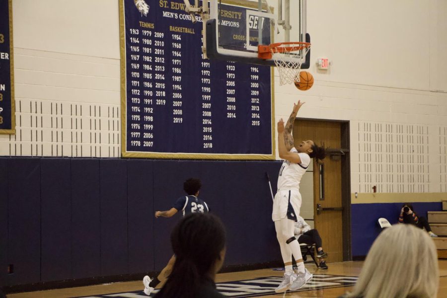 Graduate student forward Jayda Ruffus-Milner gets a layup and two more points.