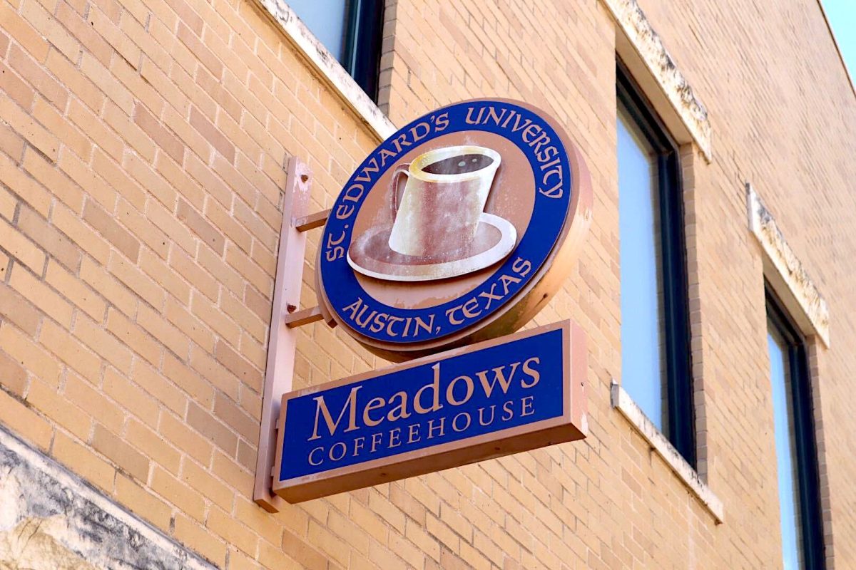 The+new+iteration+of+Meadows+Coffeehouse+is+causing+some+students+to+abstain+from+their+caffeine.+The+new+We+Proudly+Serve+Starbucks+on+campus+offers+an+interesting+vibe+and+subpar+coffee.