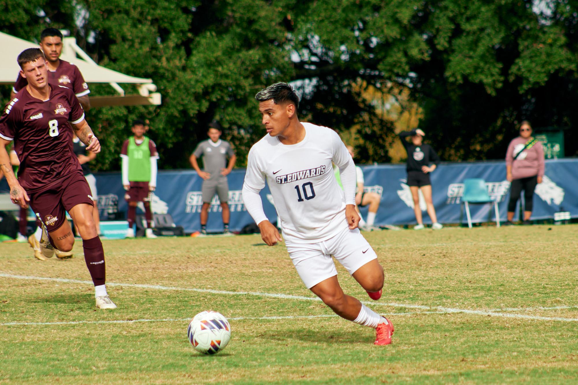 GAME DAY: Men’s soccer faces 2-0 loss in second half against Texas A&M International