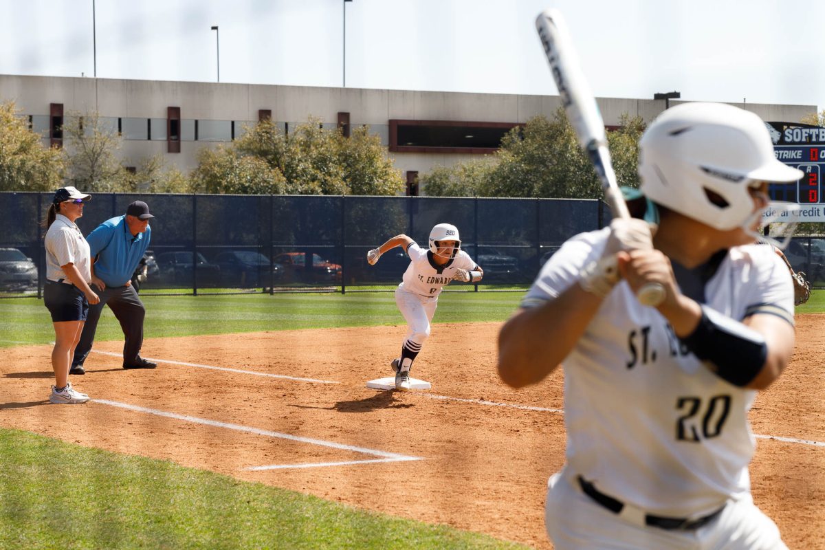 Pinch runner Charlotte Nuccio at the bottom of the fourth inning in the first game took the place of Sloane Hill. Pinch runners and hitters are players that are substituted for other players in a quick exchange. After being subbed, Nuccio scored a run for the Hilltoppers.