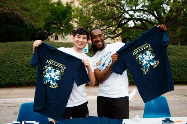 Student Involvement provided students and attendees with free Hillfest t-shirts while supplies lasted. The shirts were available in a “first come, first serve” basis for guests. Students who completed the pre-registration challenges throughout the week were guaranteed a shirt.