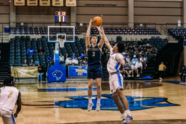 This season, the Hilltoppers hold an overall record of 24-7, and a conference record of 13-7. They also land in the top half of all statistics in the Lone Star Conference — third in field goal percentage, 3-point percentage and free-throw percentage, fourth in overall offense and rebounds per game, and sixth in overall defense.